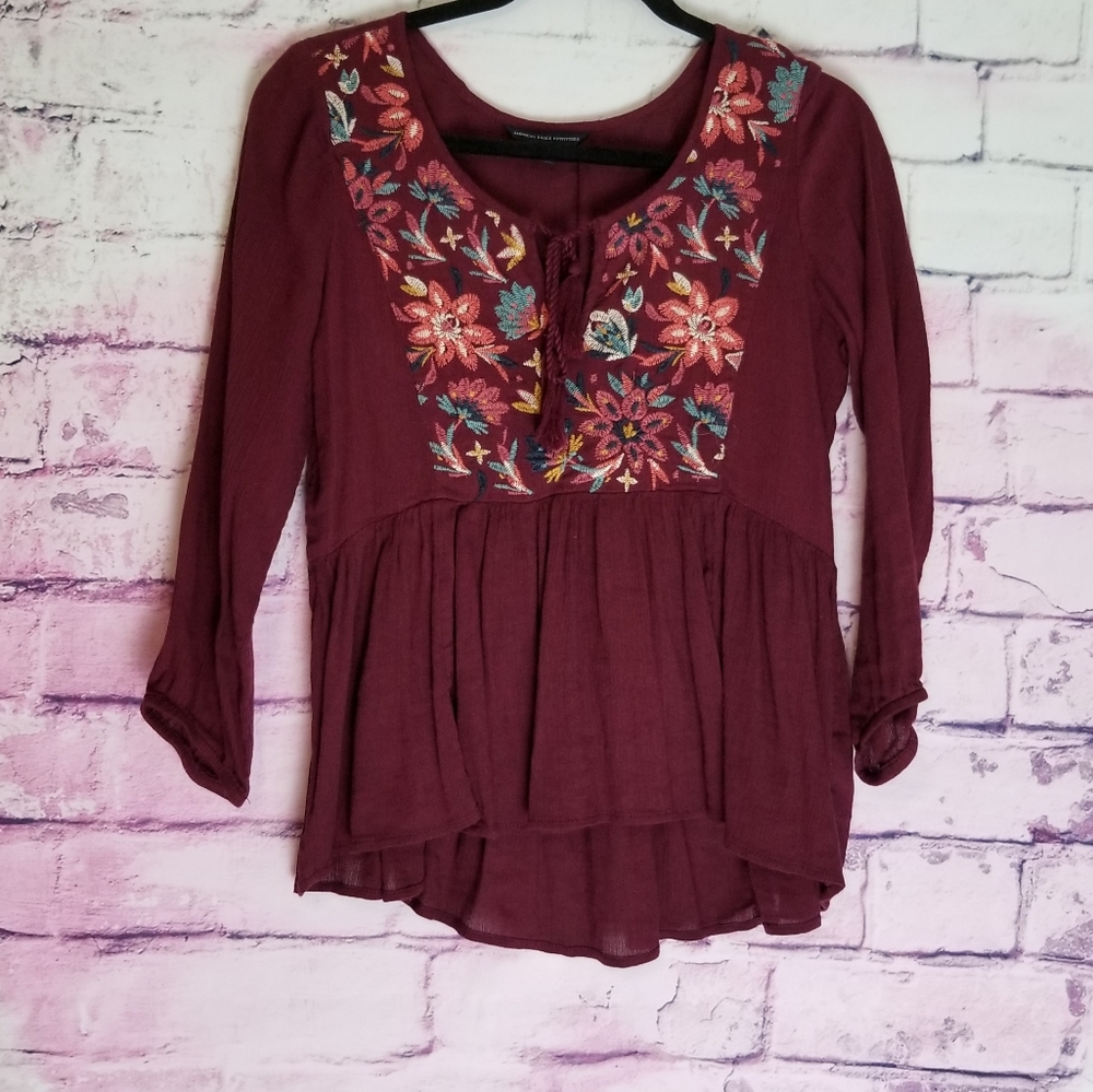AMERICAN EAGLE OUTFITTERS PURPLE CREPE EMBROIDERED TASSEL BOHO TOP XS